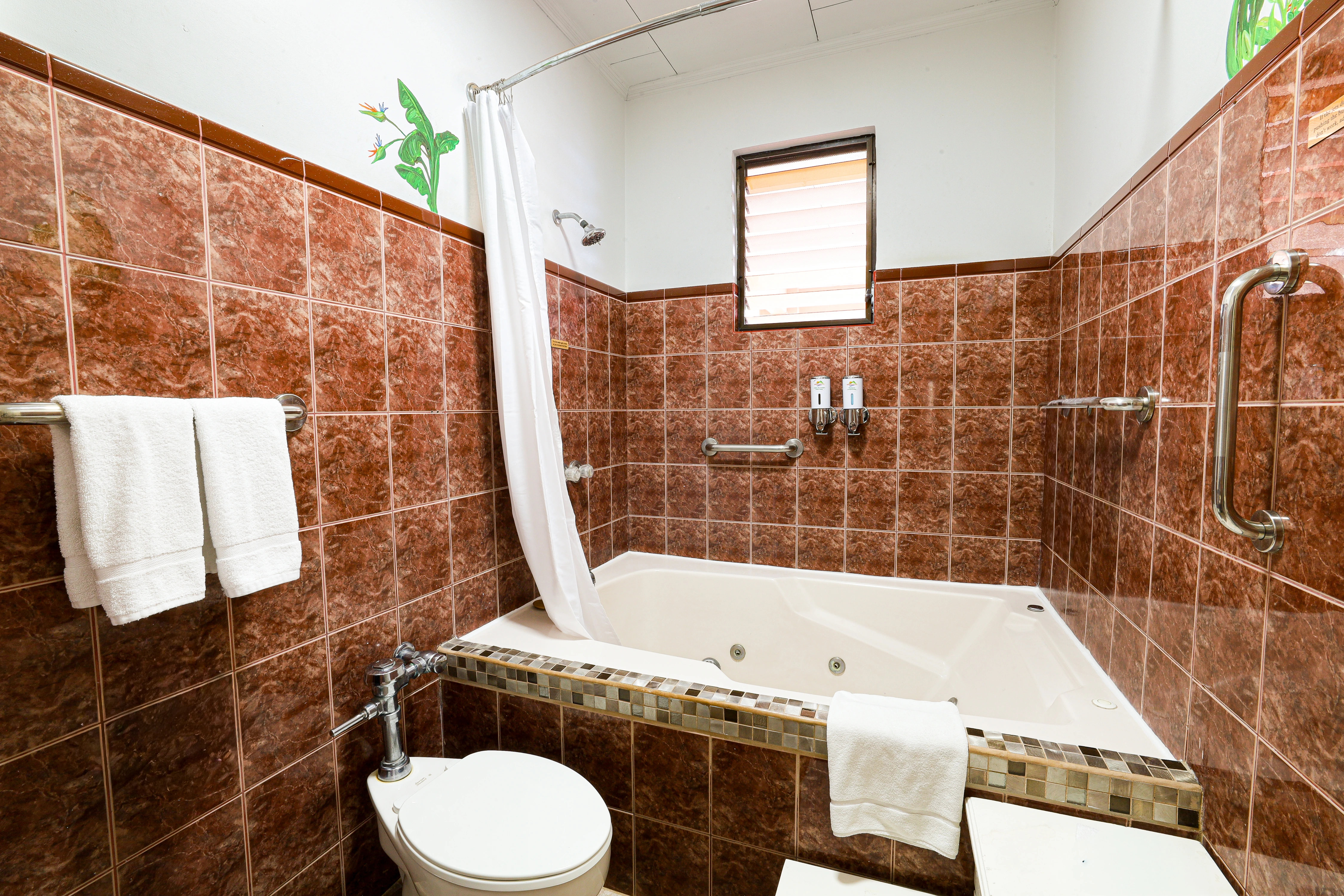 Warm Jacuzzi perfect for non-surgical recovery relaxation