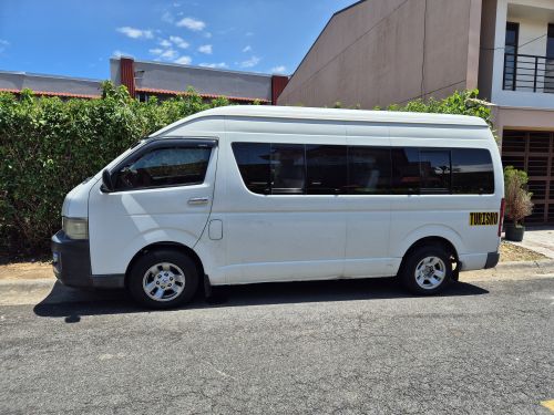 Transfer — Puerto Viejo to Adventure Inn (San José area)