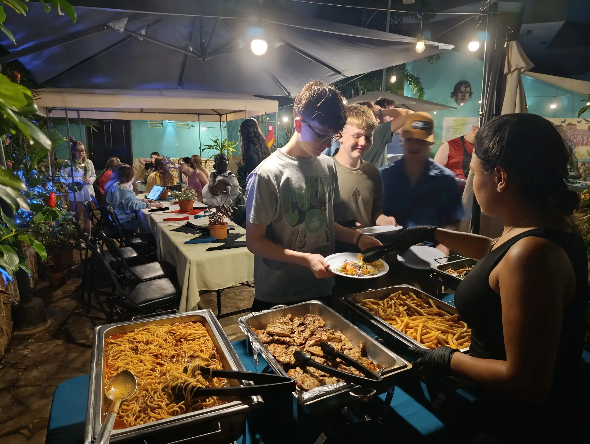 Outdoor buffet dinner service for a group
